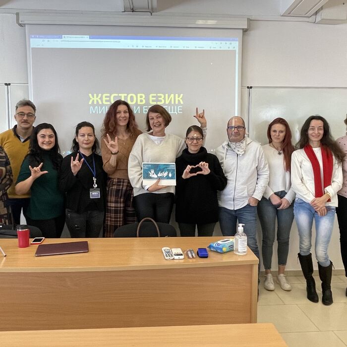 img-2117_700x700_crop_478b24840a