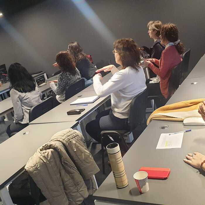 bge-2-n_700x700_crop_478b24840a